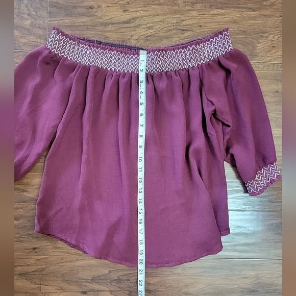 Maurices Off The Shoulder Maroon Blouse Size Small - Picture 7 of 8